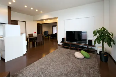 回遊+大空間LDK~受け継いだ住まいでのびのび子育て~